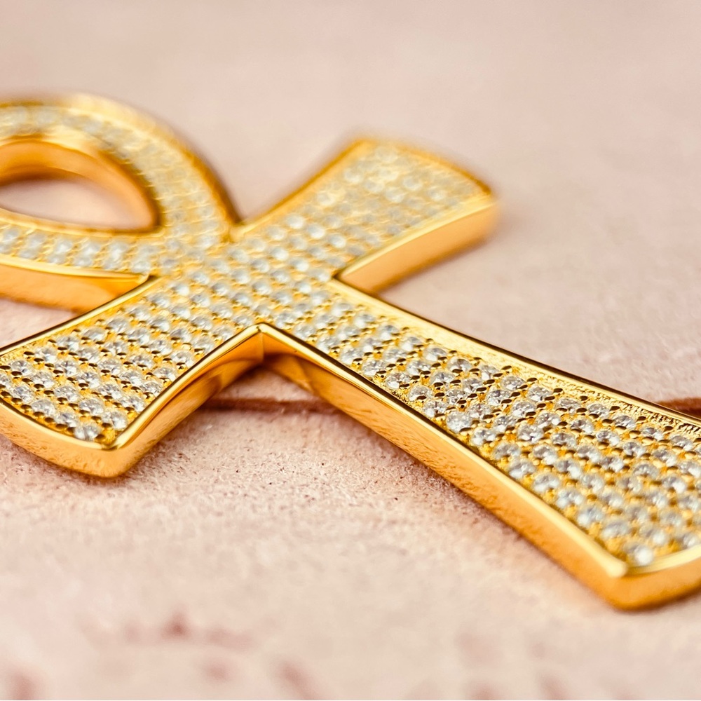 S925 Moissanite Ankh Cross Necklace Pendant (No Chain) 18k Yellow Gold Plate - Picture 2 of 8